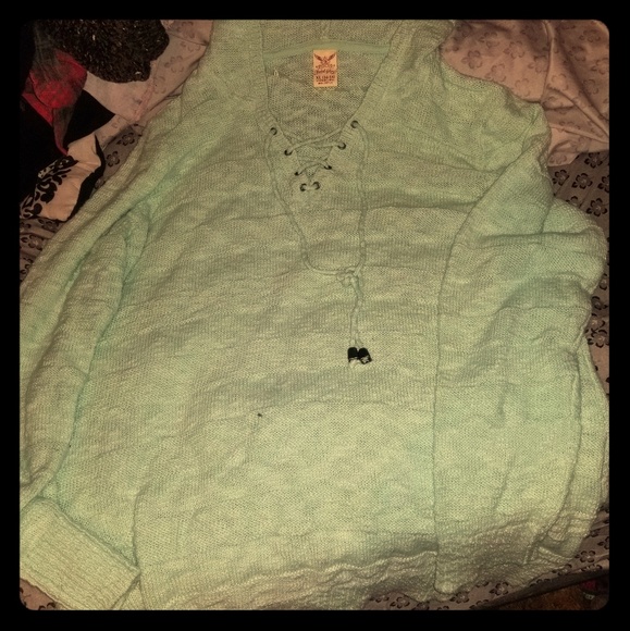 Brand New Hooded Sweater - Picture 1 of 3